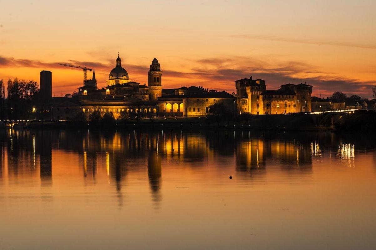 Via Verdi 37 1P Mantova Esterno foto